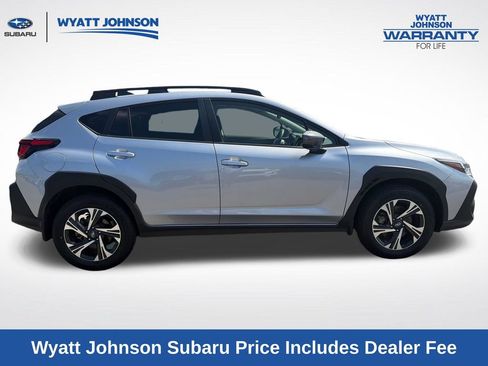 Used 2024 Subaru Crosstrek 2.0i Premium AWD/4WD image 11