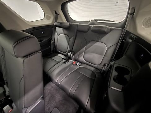 New 2026 Honda Pilot Touring image 21