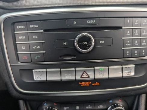 Used 2018 Mercedes-Benz CLA 250 4MATIC image 36