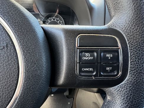 Used 2016 Jeep Patriot Sport w/ Power Value Group image 19