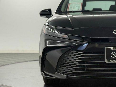 Certified 2025 Toyota Camry LE image 4