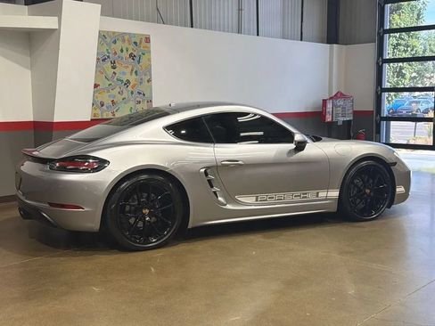 Used 2024 Porsche 718 Cayman RWD image 95