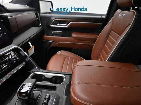 Used 2026 GMC Sierra 1500 Denali Ultimate AWD/4WD image 13