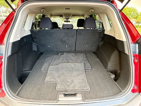 Used 2023 Nissan Rogue S AWD/4WD image 25