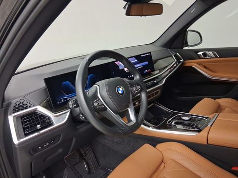 Used 2024 BMW X5 sDrive40i w/ Parking Assistance Package RWD image 4