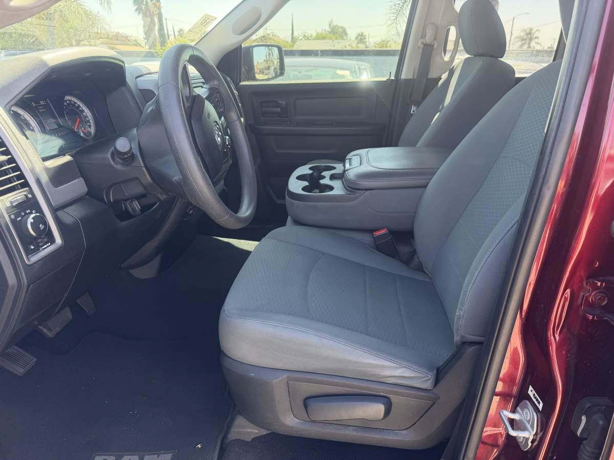 Used 2018 RAM 1500 Express w/ Express Value Package AWD/4WD image 15