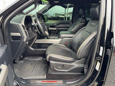 Used 2018 Ford F150 Raptor w/ Equipment Group 802A Luxury image 12