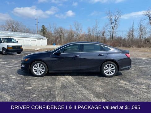 Used 2022 Chevrolet Malibu LT image 2