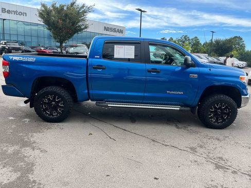 Used 2017 Toyota Tundra SR5 w/ TRD Off Road Package AWD/4WD image 8
