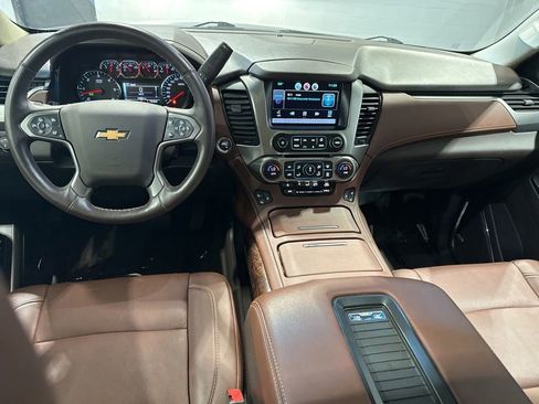 Used 2015 Chevrolet Tahoe LTZ AWD/4WD image 4
