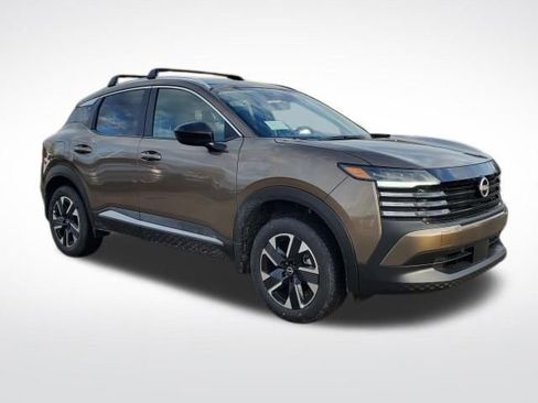 New 2026 Nissan Kicks SV image 7