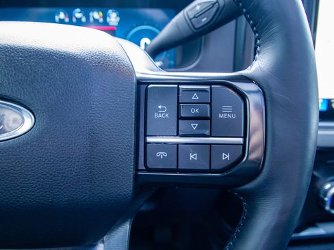 Used 2025 Ford F250 Platinum AWD/4WD image 23