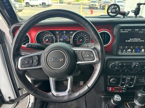 Used 2022 Jeep Gladiator Rubicon w/ LED Lighting Group AWD/4WD image 15