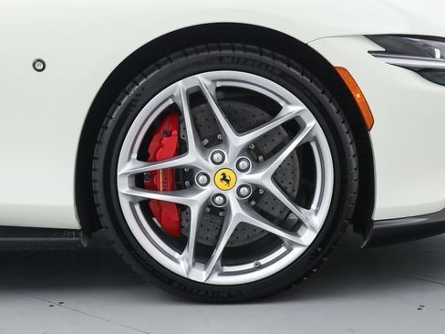 Certified 2021 Ferrari Roma RWD image 39