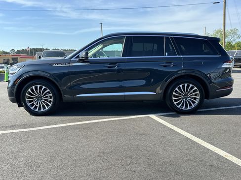 Used 2024 Lincoln Aviator Reserve w/ Elements Package Plus RWD image 9