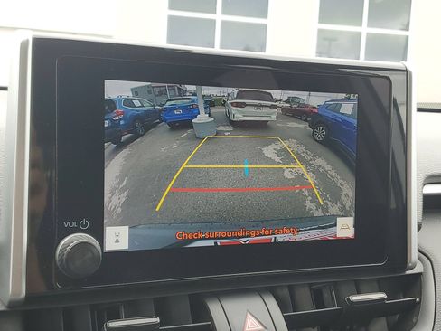 Certified 2023 Toyota RAV4 LE AWD/4WD image 27