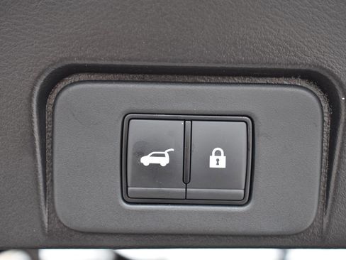 Used 2023 Nissan Rogue SL w/ SL Premium Package FWD image 56