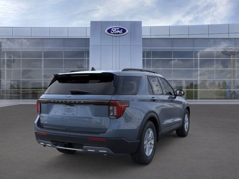 New 2026 Ford Explorer Active w/ Active Comfort Package RWD image 9