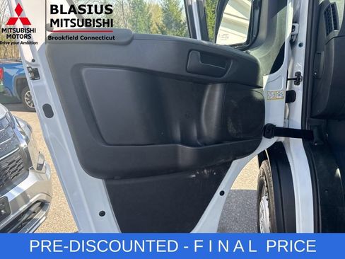 Used 2025 RAM ProMaster 3500 w/ Convenience Group FWD image 15