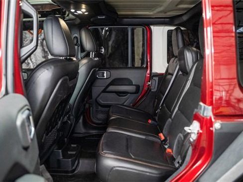 Used 2021 Jeep Wrangler Unlimited Rubicon w/ Trailer Tow Package image 10