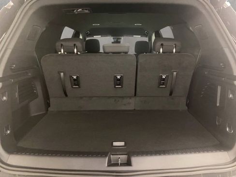 New 2026 Chevrolet Traverse LT w/ Driver Confidence Package image 24