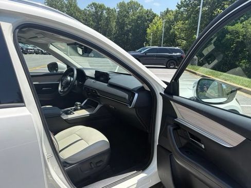 Used 2024 MAZDA CX-90 Plug-In Hybrid w/ Preferred AWD/4WD image 26