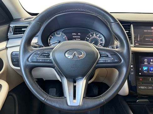 Used 2019 INFINITI QX50 Luxe w/ Navigation Package FWD image 13