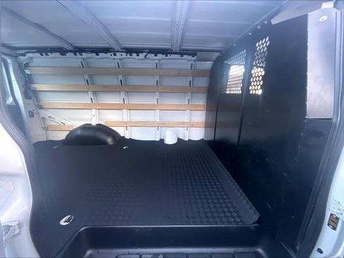 Used 2024 Chevrolet Express 2500 w/ Driver Convenience Package image 15