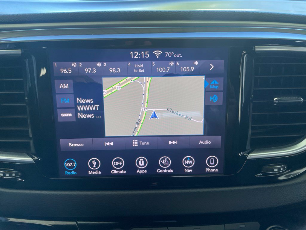 Used 2019 Chrysler Pacifica Touring-L Plus w/ S Appearance Package FWD image 18