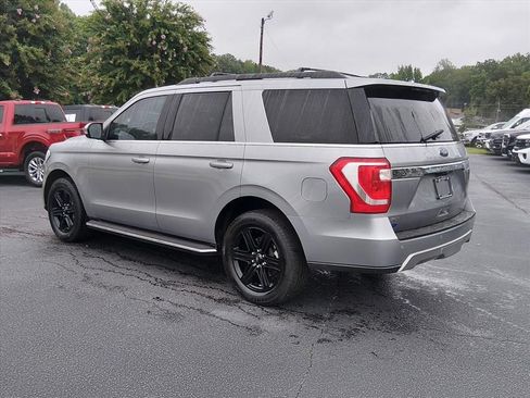 Certified 2021 Ford Expedition XLT RWD image 6