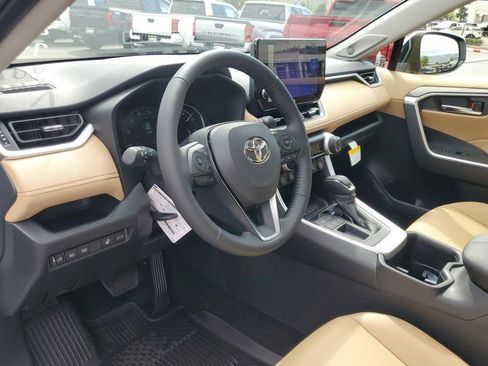New 2025 Toyota RAV4 XLE Premium image 11