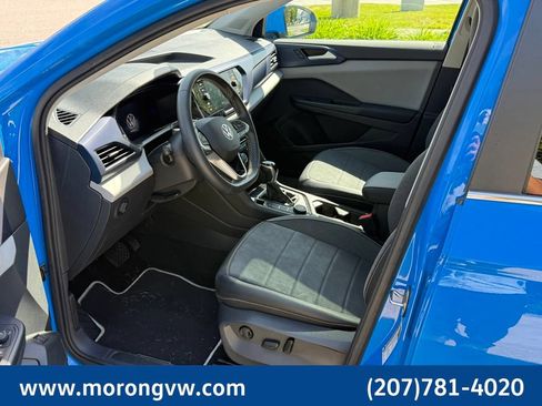 Used 2023 Volkswagen Taos SE w/ Panoramic Sunroof Package AWD/4WD image 27