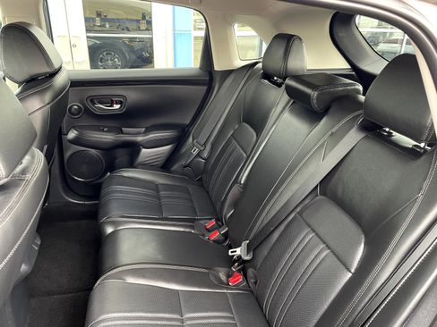 Used 2025 Honda HR-V EX-L image 10