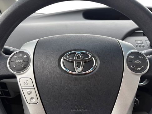 Used 2011 Toyota Prius Three w/ Navigation Pkg image 16