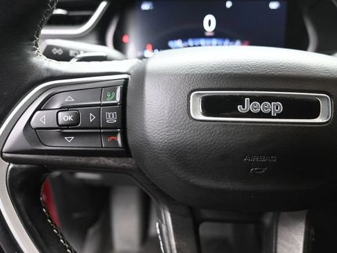 Used 2021 Jeep Grand Cherokee L Limited AWD/4WD image 15