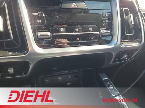 Used 2021 Kia Sorento SX Prestige AWD/4WD image 15