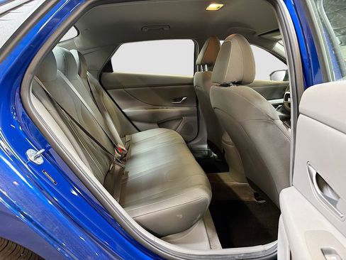 Used 2023 Hyundai Elantra SEL FWD image 24