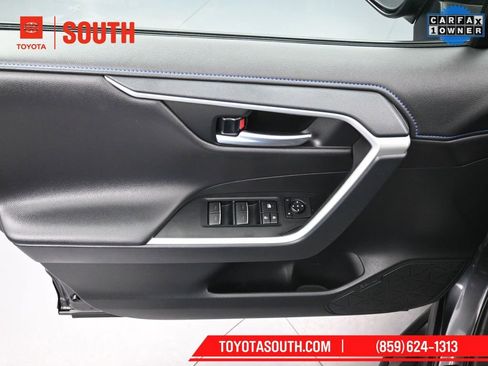 Used 2025 Toyota RAV4 XSE w/ Weather Package image 27