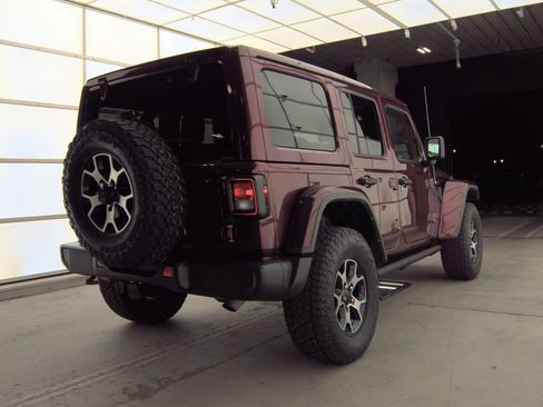 Used 2021 Jeep Wrangler Unlimited Rubicon w/ Dual Top Group AWD/4WD image 2
