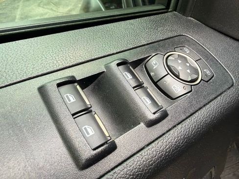 Used 2018 Ford F150 Raptor w/ Equipment Group 802A Luxury AWD/4WD image 18