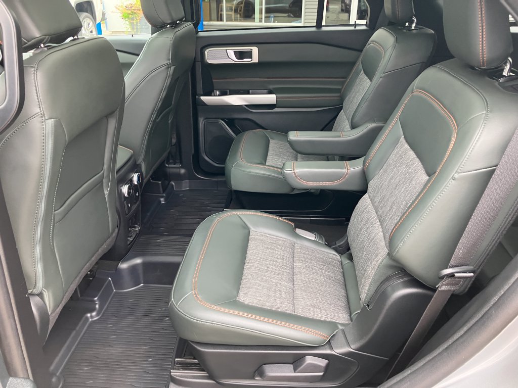Used 2023 Ford Explorer Timberline w/ Timberline Technology Package AWD/4WD image 15