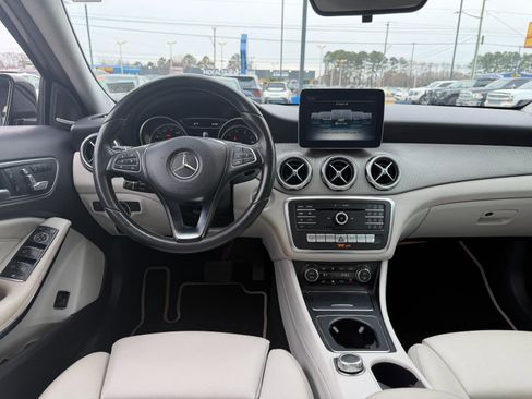 Used 2018 Mercedes-Benz GLA 250 image 20