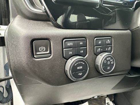 Used 2022 Chevrolet Silverado 1500 LTZ w/ LTZ Premium Package image 20