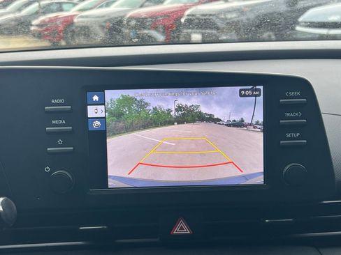 Certified 2025 Hyundai Elantra Sport FWD image 31