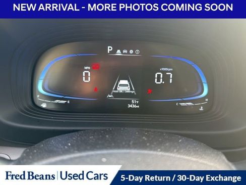 Used 2024 Hyundai Venue SEL image 6