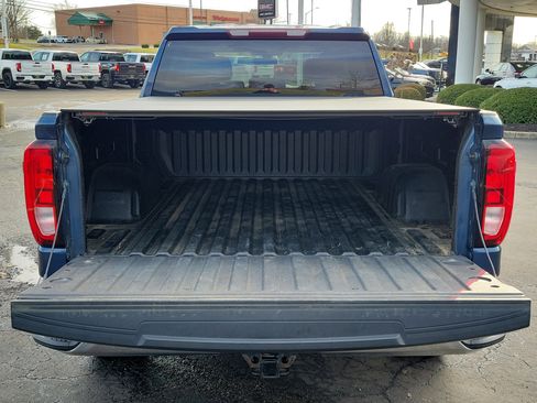 Used 2020 GMC Sierra 1500 4x4 Crew Cab w/ Sierra Value Package image 7