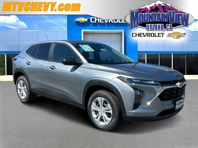 New 2026 Chevrolet Trax LS w/ Driver Confidence Package FWD image 1