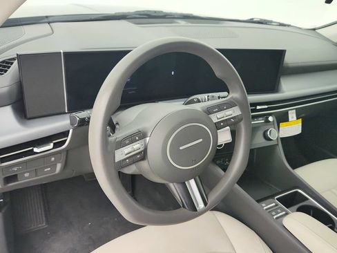 Used 2024 Hyundai Sonata SEL FWD image 16