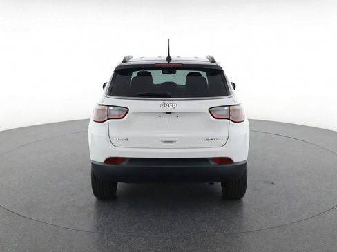 Used 2025 Jeep Compass Trailhawk AWD/4WD image 7