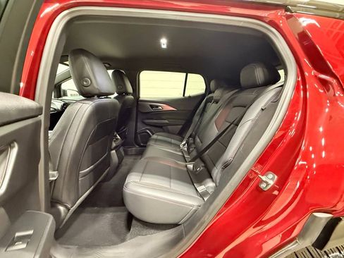 Used 2025 Chevrolet Equinox EV RS image 32